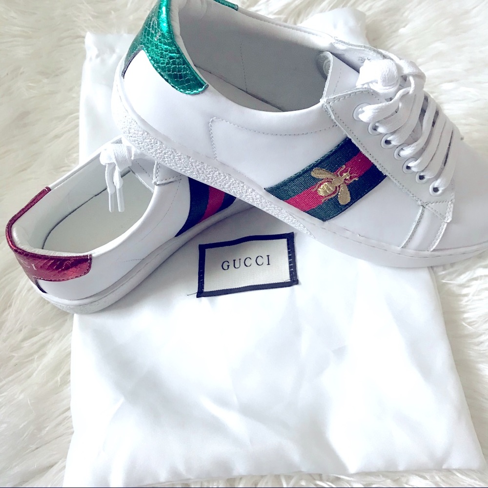 SOLD 🐝